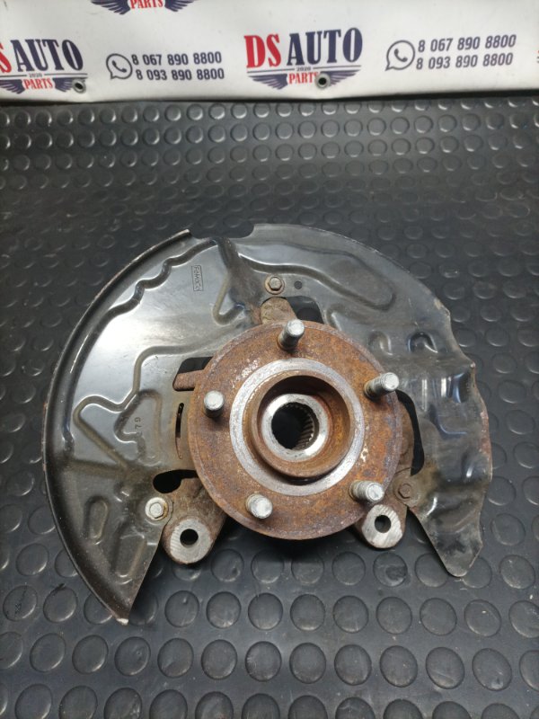 Цапфа передняя левая Escape 2020 Mk4 2.5