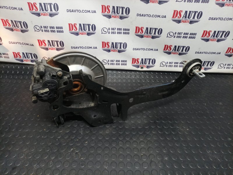 Цапфа задняя левая Escape 2020 Mk4 2.5