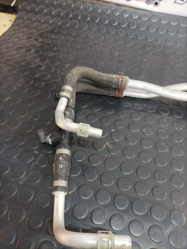 Трубка системы охлаждения батареи Escape 2020 Mk4 2.5