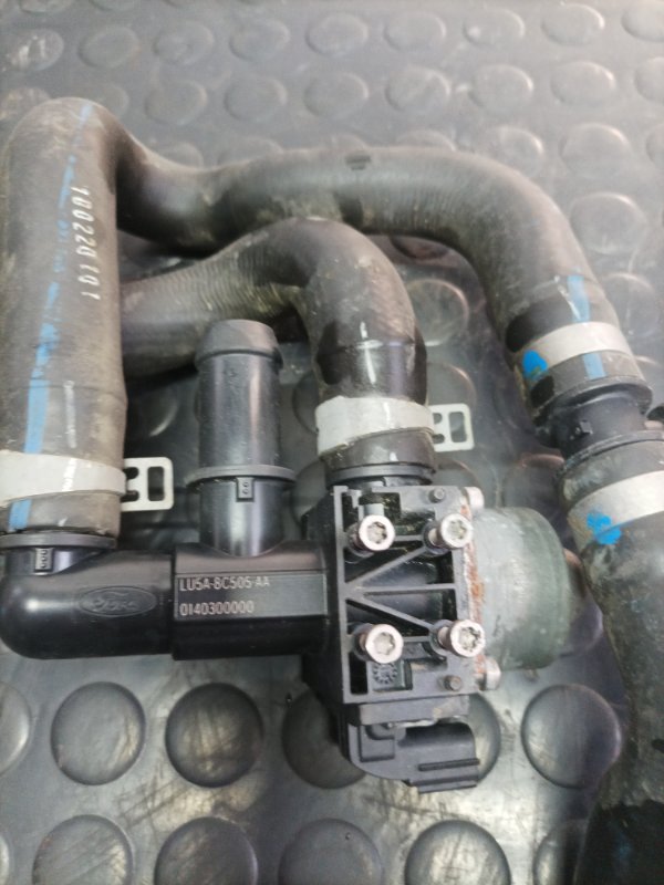 Клапан охлаждения Escape 2020 Mk4 2.5