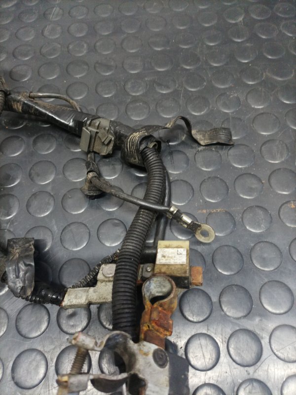 Клемма аккумулятора Escape 2015 МК3 1.6