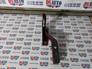 Петля капота правая Jeep cherokee KL 2.4