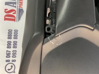Обшивка боковой двери передняя правая Nissan Rogue 2.5 Обшивка боковой двери передняя правая Nissan Rogue 2.5