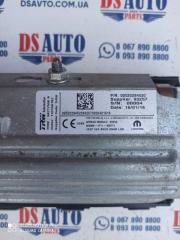Подушка безопасности в колени Jeep Renegade 2.4 Подушка безопасности в колени Jeep Renegade 2.4