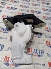 Замок багажника Jeep Cherokee KL 2.4 Замок багажника Jeep Cherokee KL 2.4