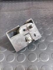 Кронштейн бампера задний правый Ford Escape МК3 1.5