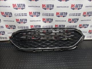 Решетка радиатора Ford Escape 2019