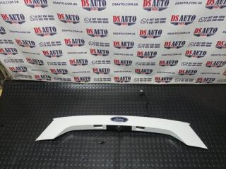 Накладка двери багажника задняя Ford Escape 2017