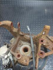 Цапфа задняя правая Ford Escape МК3 1.6