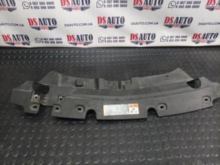 Накладка замка капота Ford Escape 2017 Б/У Накладка замка капота Ford Escape 2017