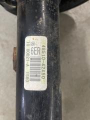 Стойка подвески передняя правая Subaru solterra