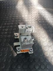 Клапан кондиционера Ford Escape 2020