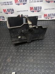 Короб аккумулятора Ford Escape МК3 1.6